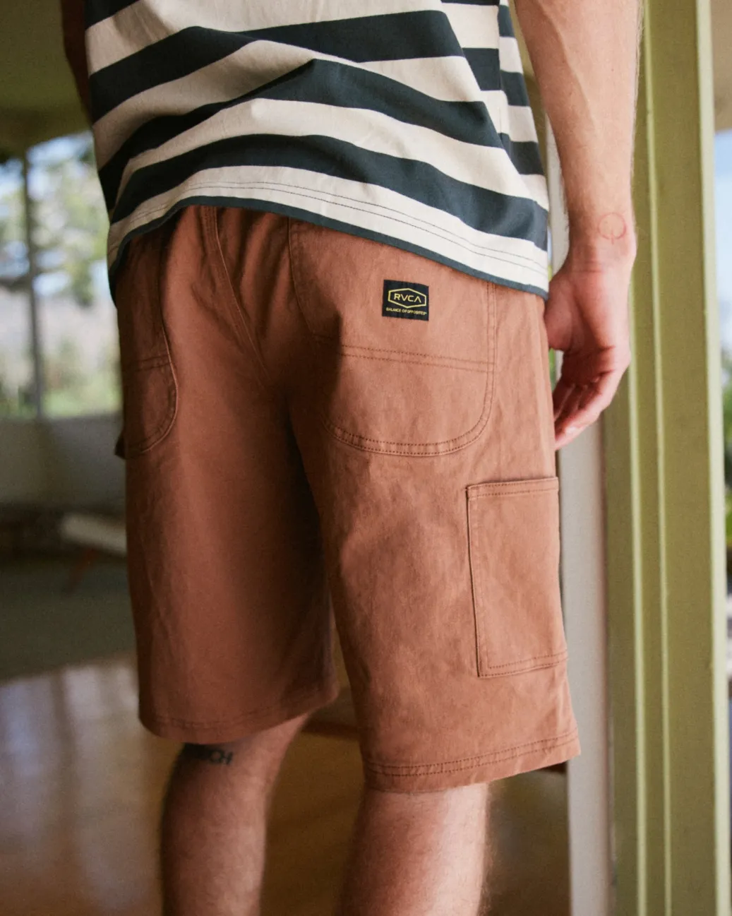 RVCA Shorts / Hybrids>AMERICANA 17" CARPENTER SHORTS