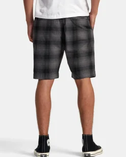 RVCA Shorts / Hybrids>AMERICANA 20" ELASTIC WAIST YARN DYED SHORTS