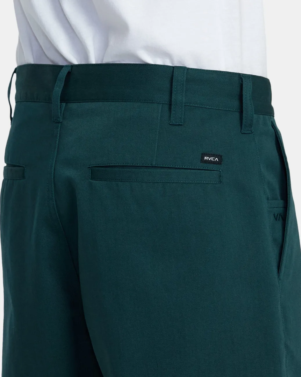 RVCA Shorts / Hybrids>AMERICANA 22" SHORTS