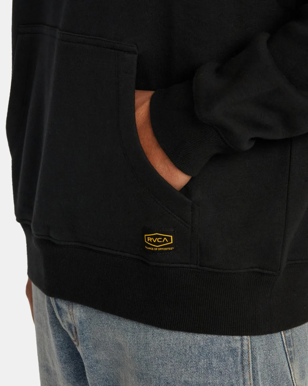 RVCA Hoodies / Sweatshirts>AMERICANA HOODIE