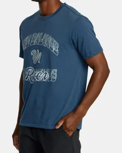 RVCA Workout Shirts|Tees / Tanks><noscript><img width=