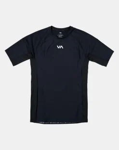 RVCA Workout Shirts|Tees / Tanks>COMPRESSION TECHNICAL SHORT SLEEVE TOP