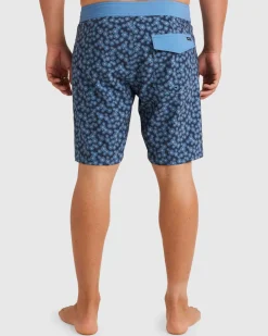 RVCA Boardshorts / Trunks|18"-19" Outseam>COSMOS TRUNK
