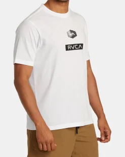 RVCA Workout Shirts|Tees / Tanks><noscript><img width=