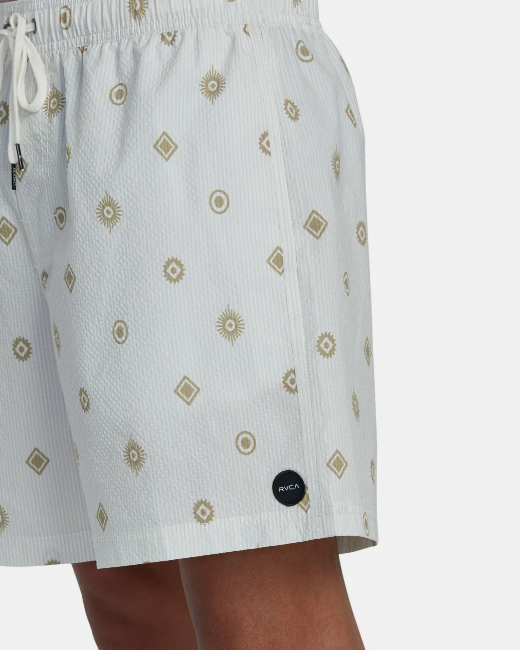 RVCA Shorts / Hybrids>ENDLESS 17" ELASTIC WAIST SHORTS