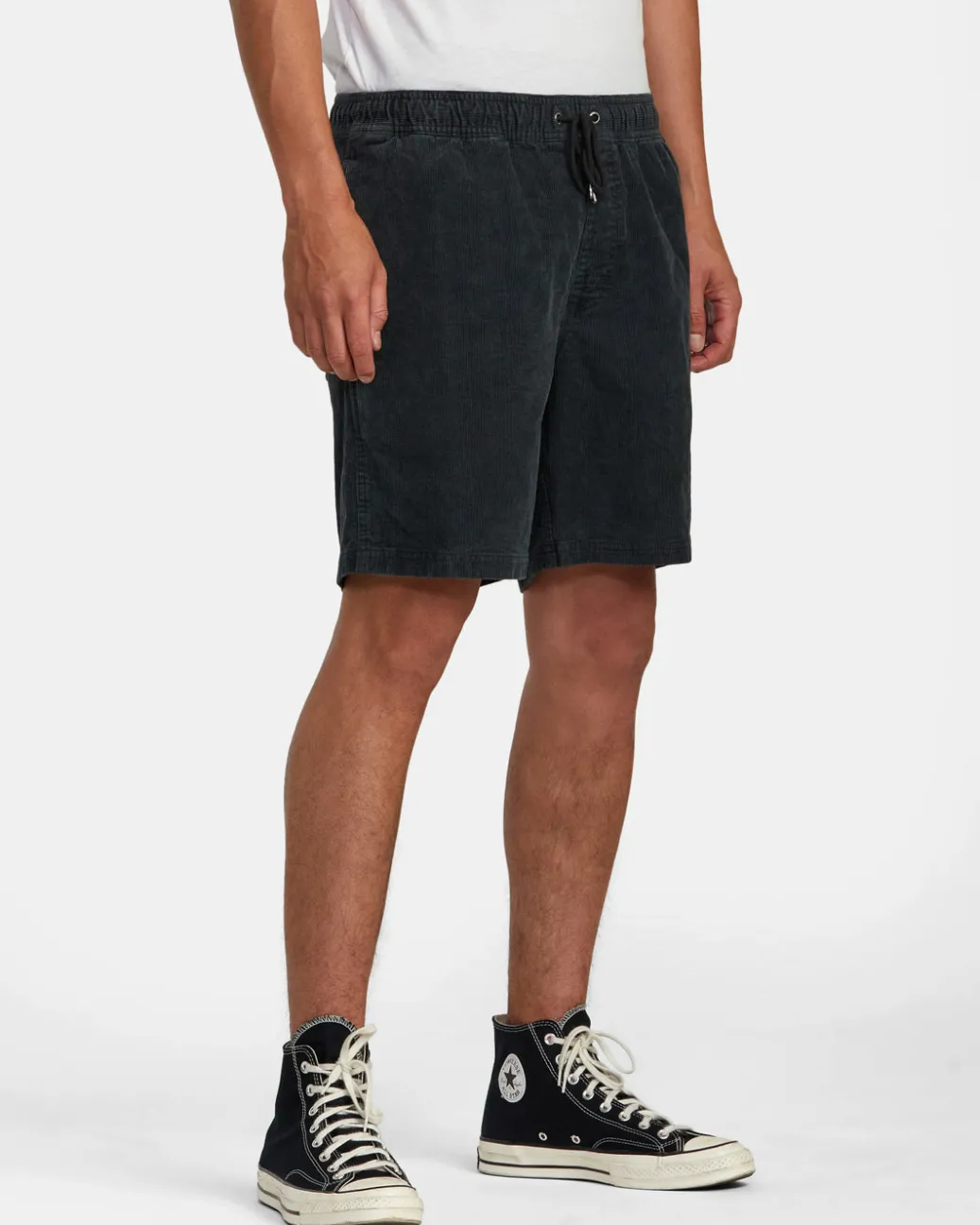 RVCA Shorts / Hybrids>ESCAPE 17" ELASTIC WAIST CORDUROY SHORTS