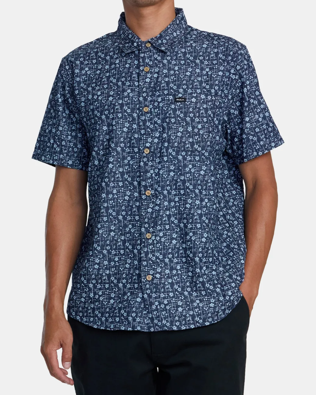 RVCA Shirts / Flannels>FRAME CHAMBRAY SHORT SLEEVE SHIRT