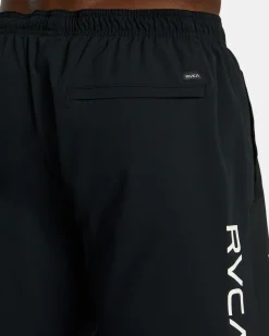 RVCA Shorts / Hybrids><noscript><img width=
