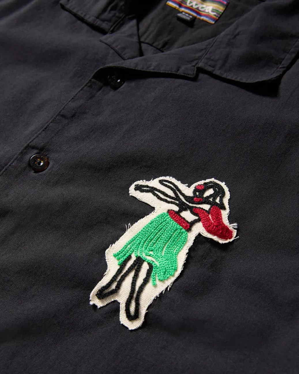 RVCA Shirts / Flannels>OBLOW FLORAL SHORT SLEEVE WOVEN SHIRT