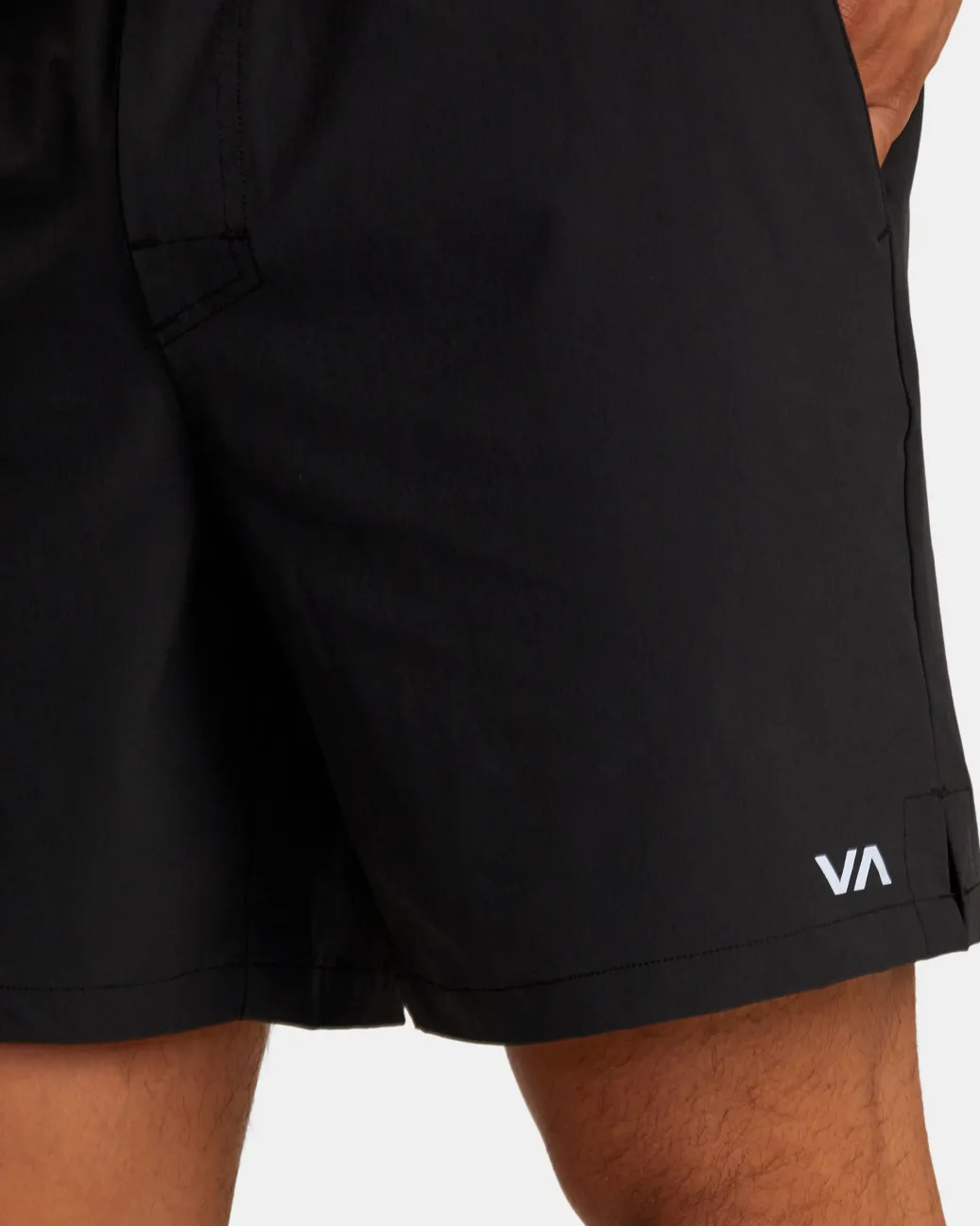 RVCA Shorts / Hybrids>OUTSIDER 17" SHORTS