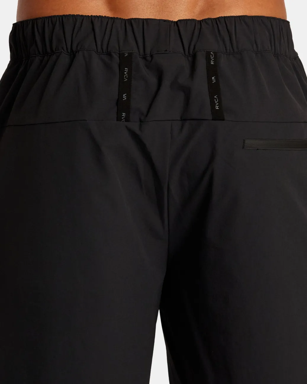 RVCA Shorts / Hybrids>OUTSIDER 17" SHORTS