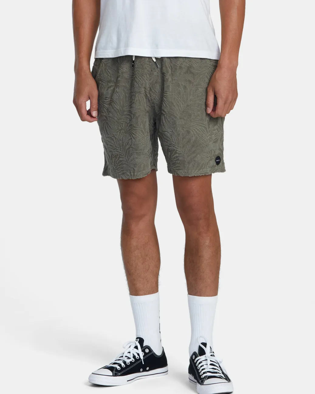 RVCA Shorts / Hybrids>PALMS DOWN 17" ELASTIC WAIST SHORTS