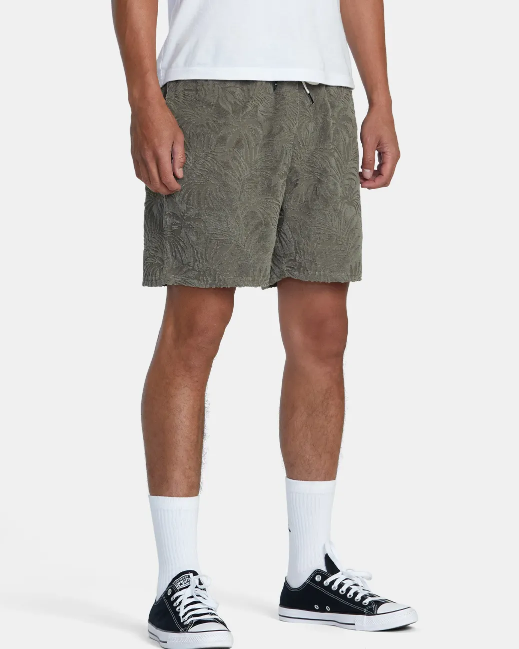 RVCA Shorts / Hybrids>PALMS DOWN 17" ELASTIC WAIST SHORTS