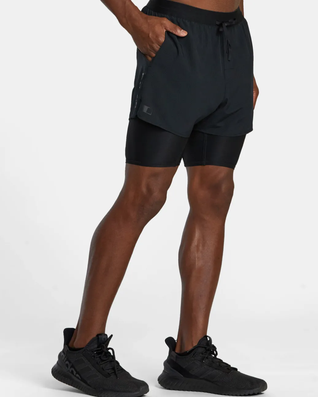 RVCA Shorts / Hybrids>RUNNER 2-IN-1 SHORTS