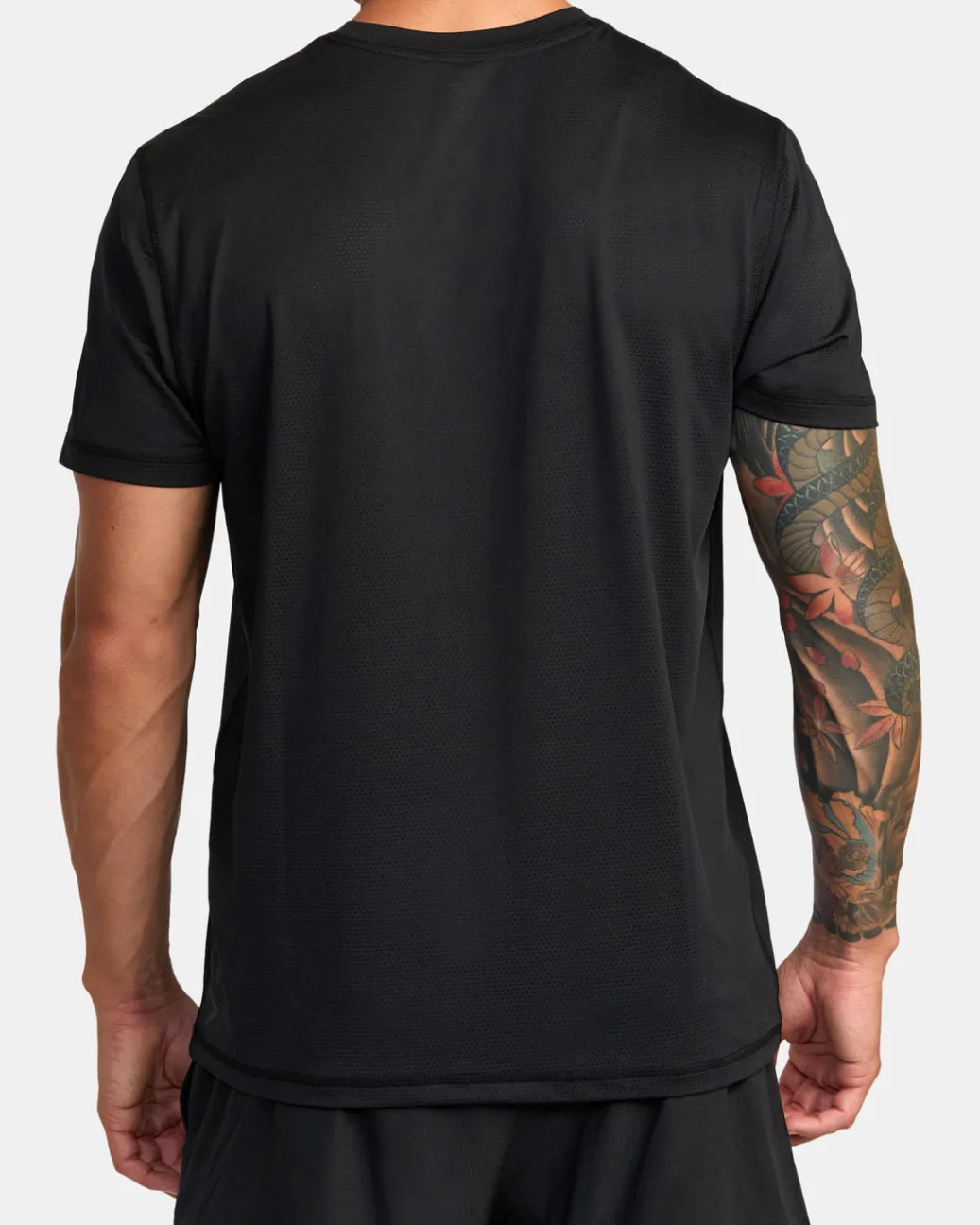 RVCA Workout Shirts|Tees / Tanks>RUNNER TECHNICAL SHORT SLEEVE TOP