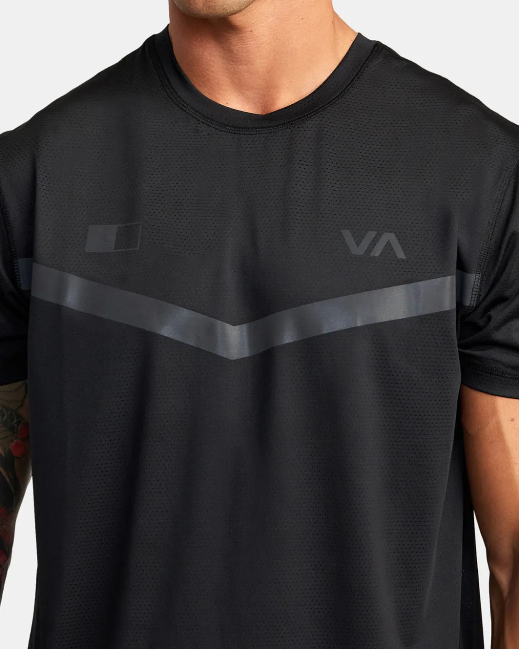 RVCA Workout Shirts|Tees / Tanks>RUNNER TECHNICAL SHORT SLEEVE TOP