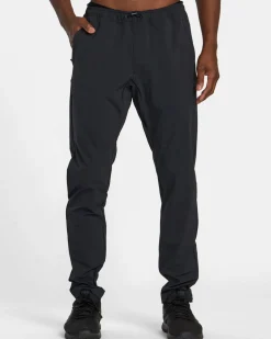 RVCA Workout Pants>SPECTRUM TECH TECHNICAL CHINOS