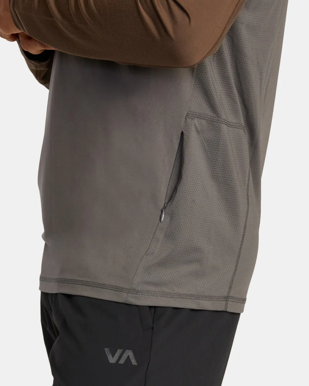 RVCA Workout Pullovers / Hoodies|Workout Shirts>SPORT VENT HALF-ZIP PULLOVER