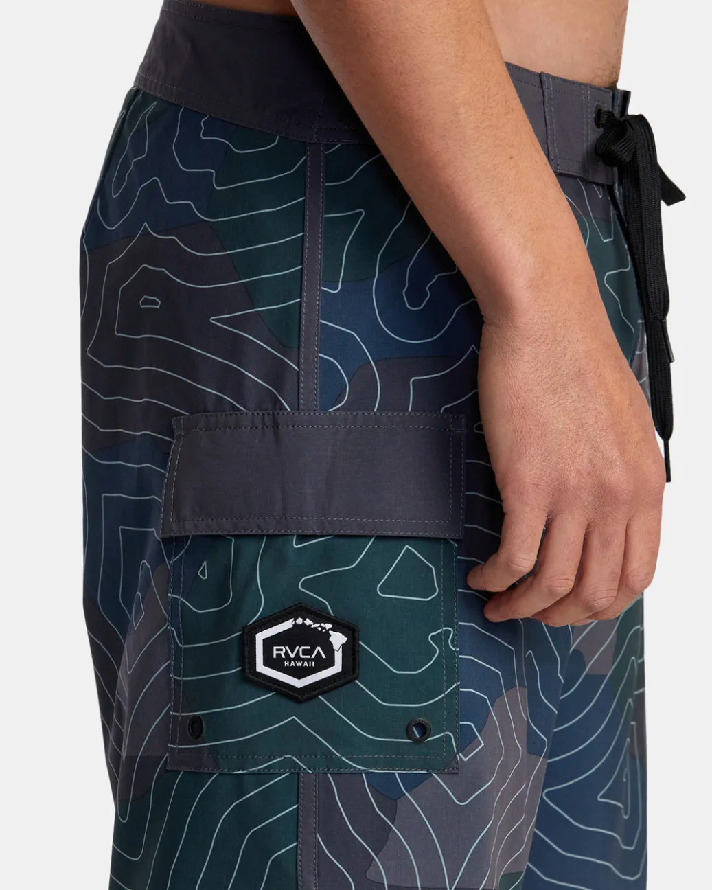 RVCA 20" Outseam>TOPO EASTERN 18 18" BOARDSHORTS