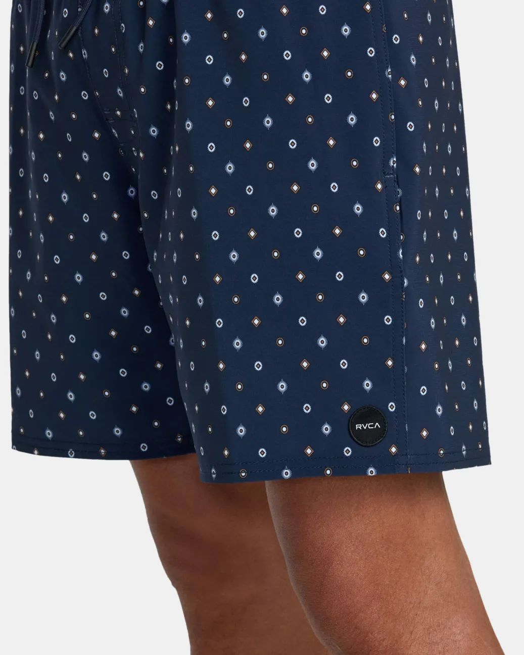 RVCA 16"-17" Outseam>VA ELASTIC WAIST 17" BOARDSHORTS