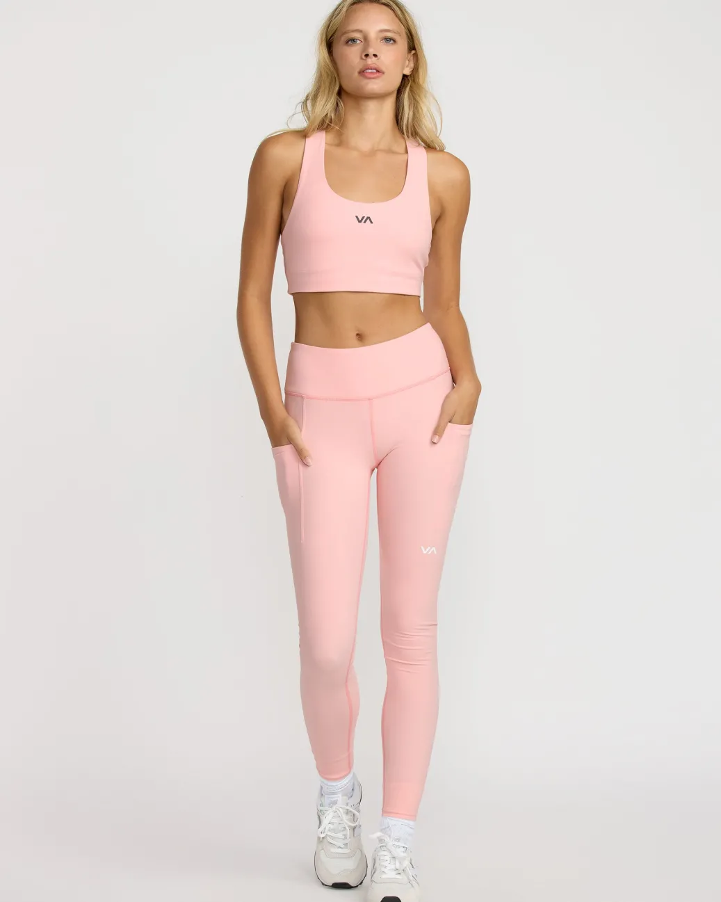 Women RVCA Compression Clothing|Sport Bras>VA ESSENTIAL MID II BRA