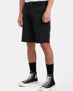 RVCA Shorts / Hybrids><noscript><img width=