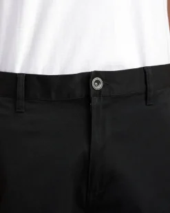 RVCA Shorts / Hybrids><noscript><img width=